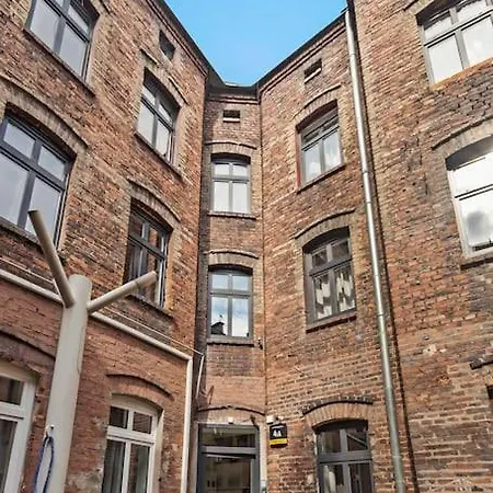 Niewielki Z Dwoma Sypialniami- Self Check-in