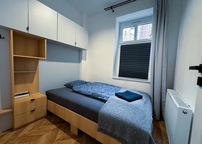 Niewielki Z Dwoma Sypialniami- Self Check-in *